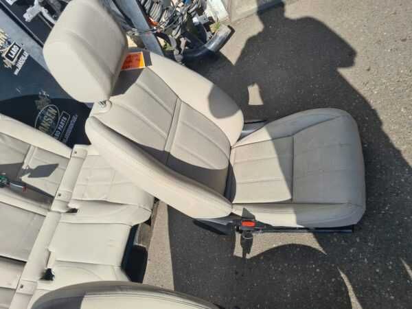 Range Rover Velar 2021 Bancos LHD Bege assentos