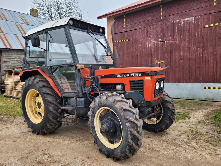 Zetor 7245 z turem