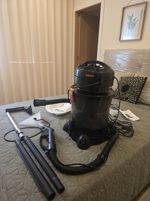 Aquaclean pro 1200 aspirador