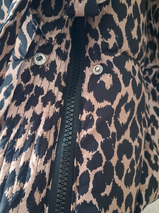 Продам леопардовый пуховик