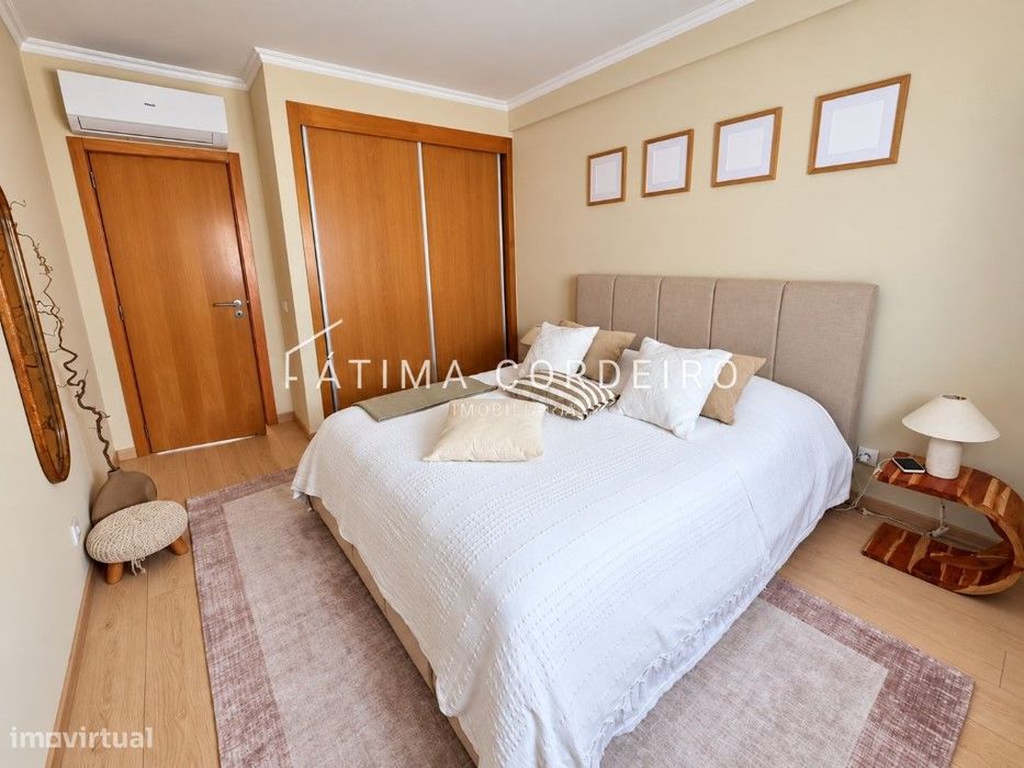 Excelente Apartamento T2 remodelado com parqueamento em ótima local...