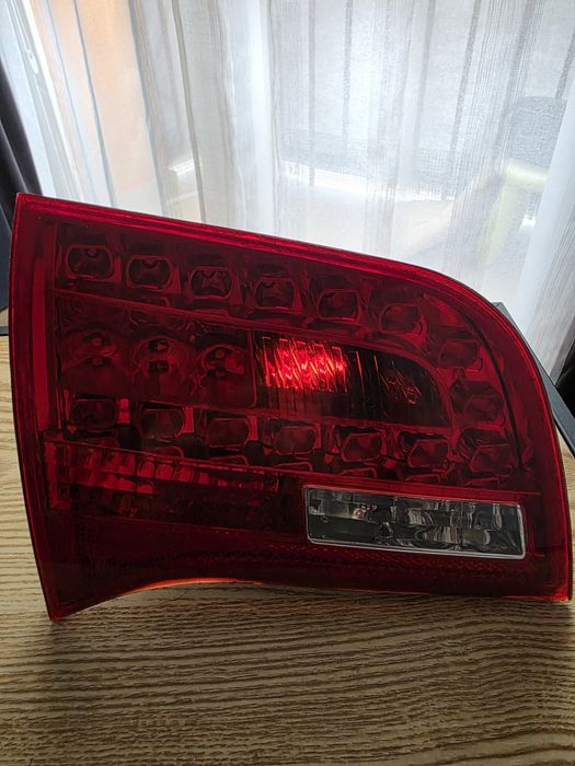 Lampa tył Audi A6C6 LED lewa w klape Audi A6 C6 Avant