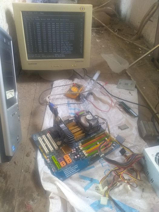 Матeринская плата 775