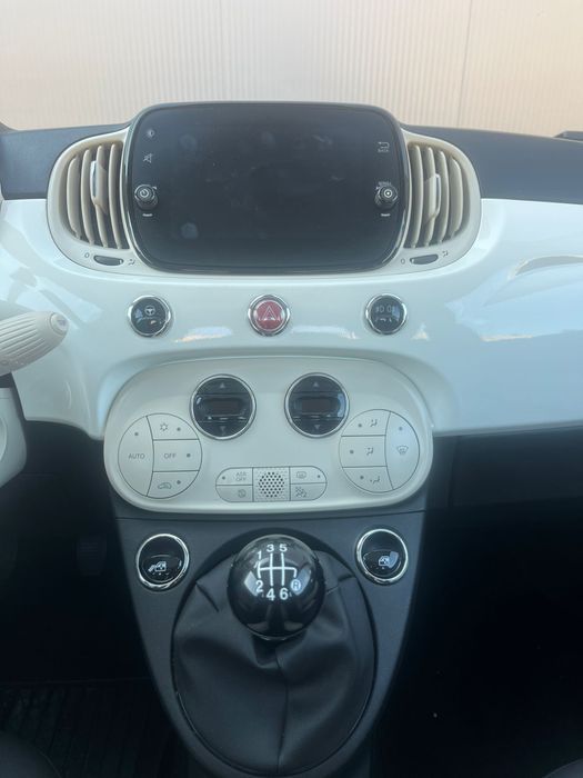 Fiat 500 Edição DolceVita 2022 11mil km