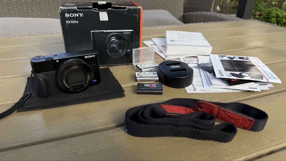 Aparat SONY RX-100 Mk4 z akcesoriami