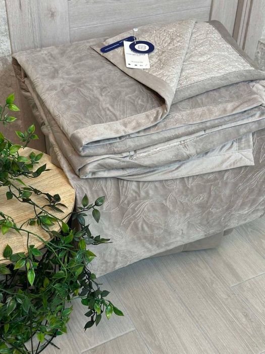 Покривало двостороннє стьобне