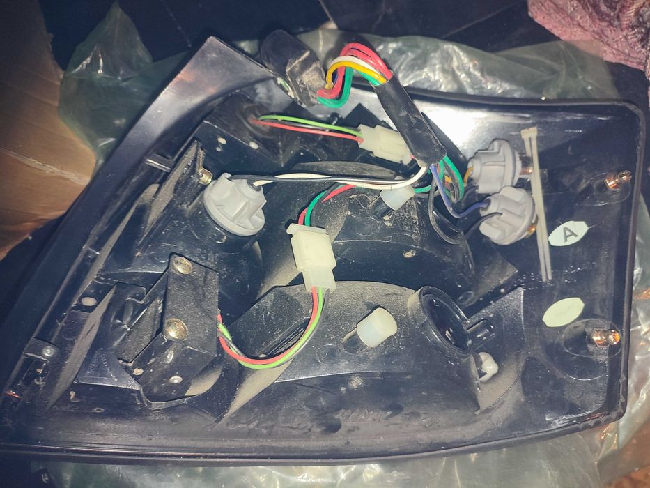 Faróis xenon Audi