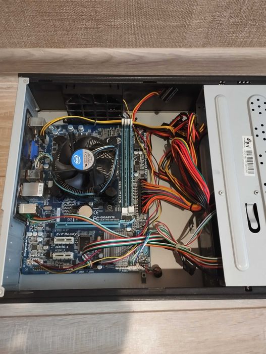 Комплект Gigabyte H61 + I3 2120 + 4Гб