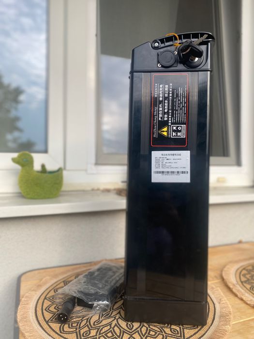 Bateria do rowerow elektrycznych 48V 
30ah plus ladowarka