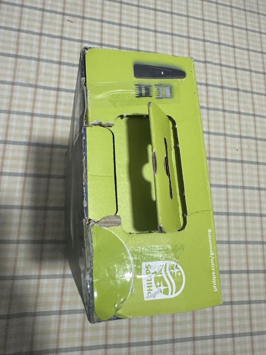 Máquina Philips para cabelo e barba