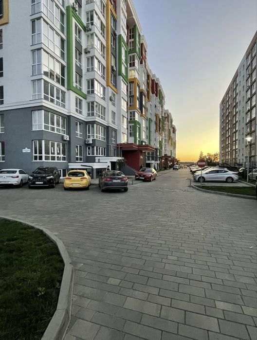 Продам двокімнатну квартиру з ремонтом!!!Чабани. Вул. Машинобудівників