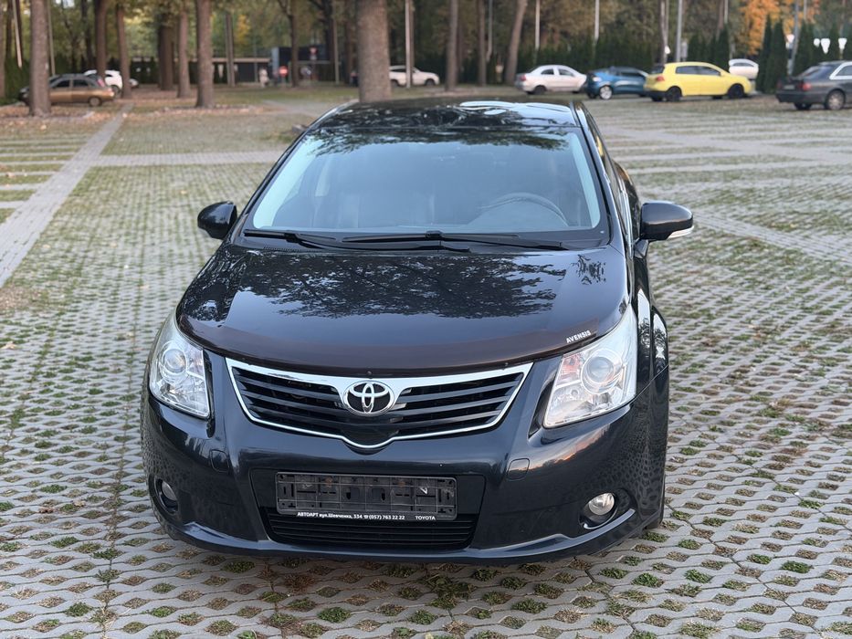 Продам Toyota Avensis