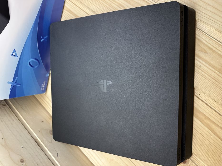 PlayStation 4 Slim 500 gb