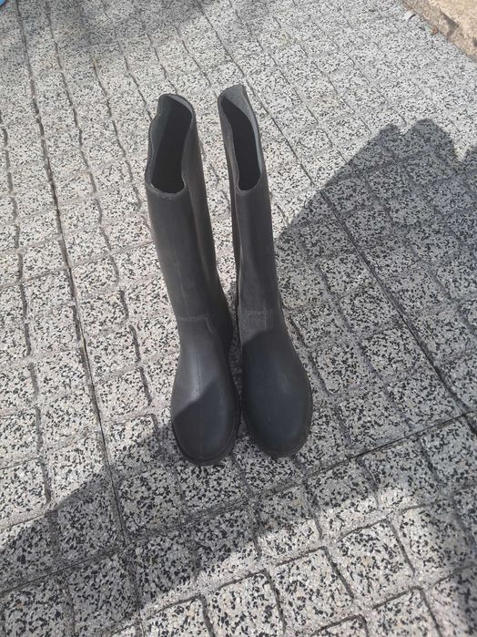 Bota de montar n 31 cano alto qualidade