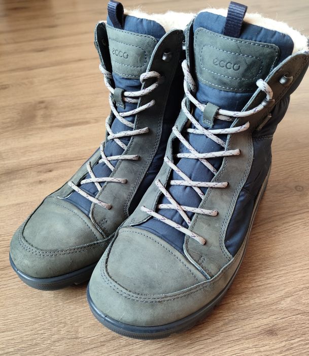 Зимние женские ботинки ECCO р.39, стельки 25,5 см
