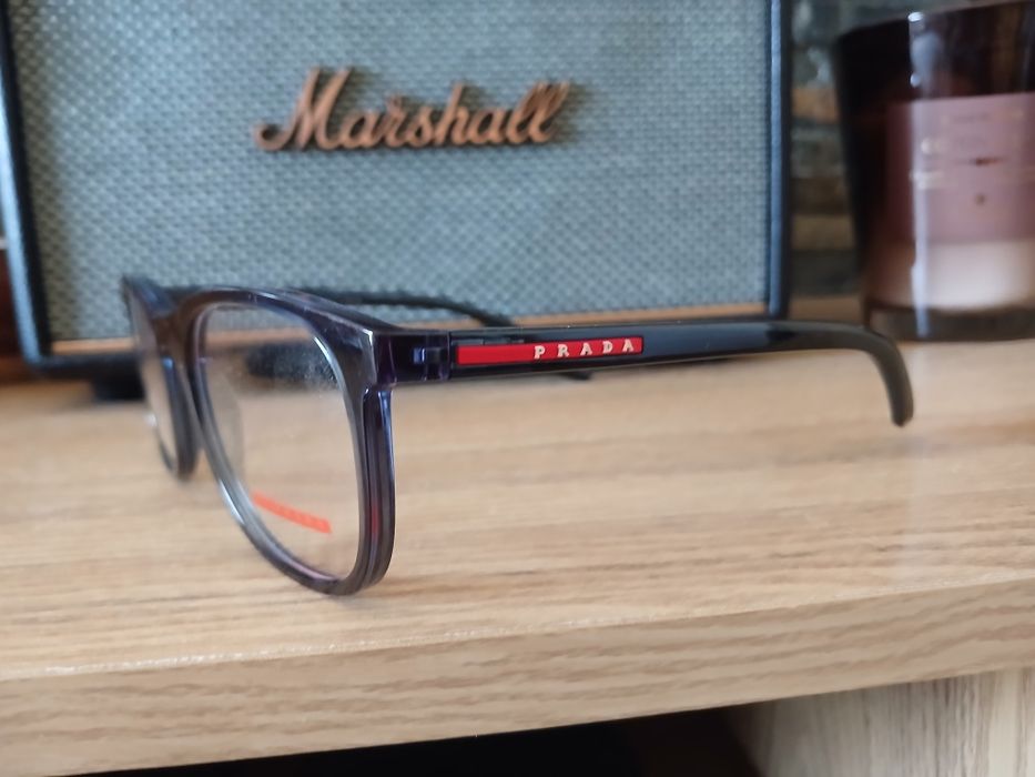 Armaçao oculos Prada