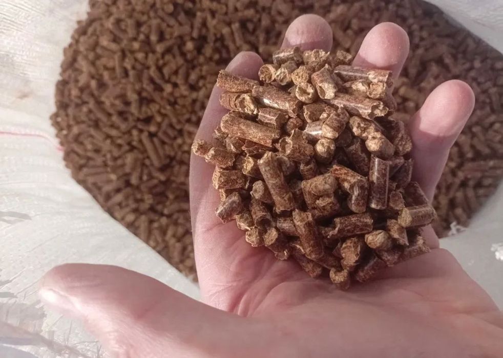 Pellet pelet drzewny (A1) 6mm worek 25 kg