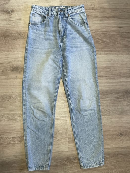Mom джинси BERSHKA XS