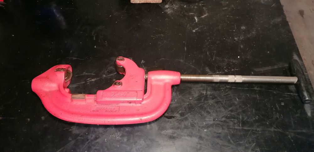 Cortador de tubo 2" a 4"