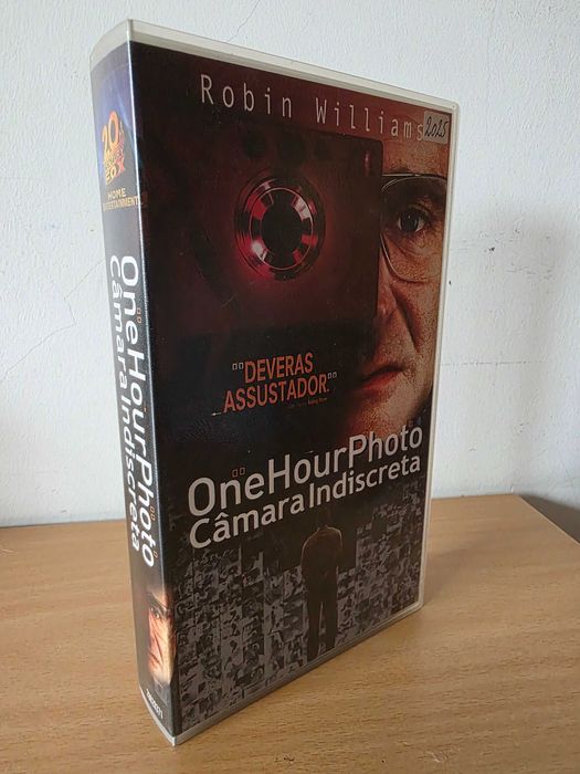 Filme em VHS "Câmara Indiscreta" (One Hour Photo) com Robin William