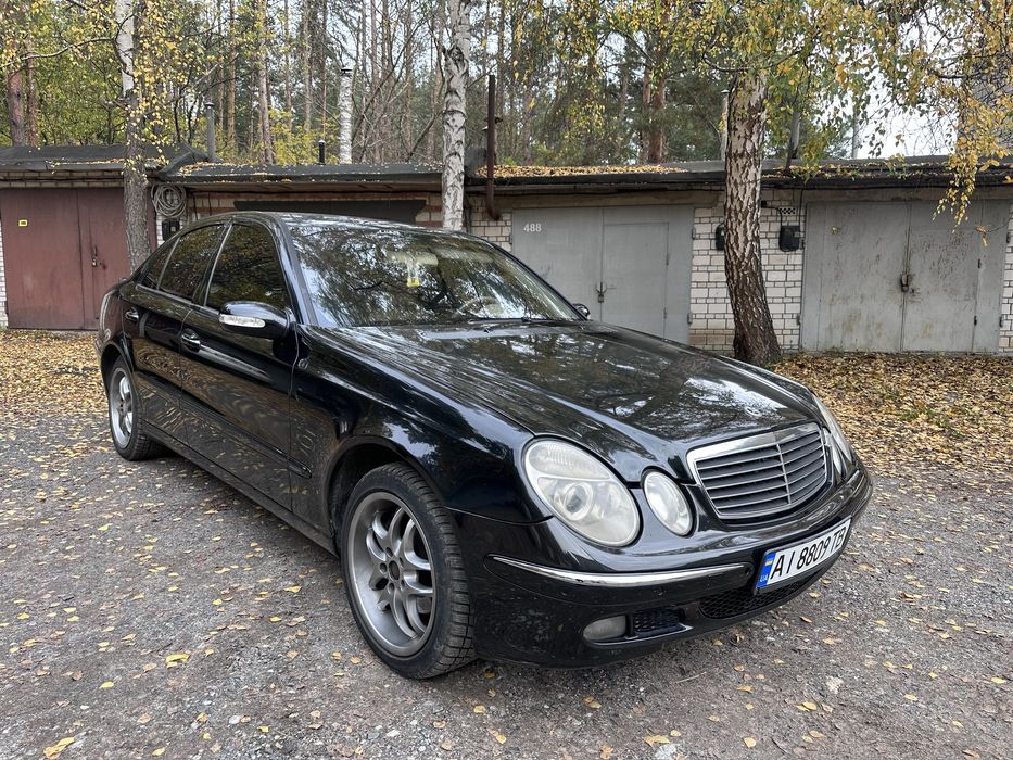 Mercedes-Benz E-class 2003 рік сів поїхав ОБМІН