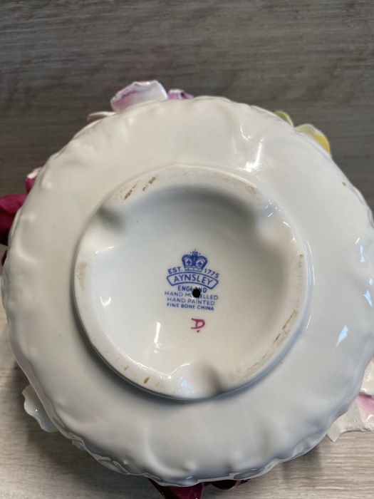 Porcelanowy bukiet Aynsley