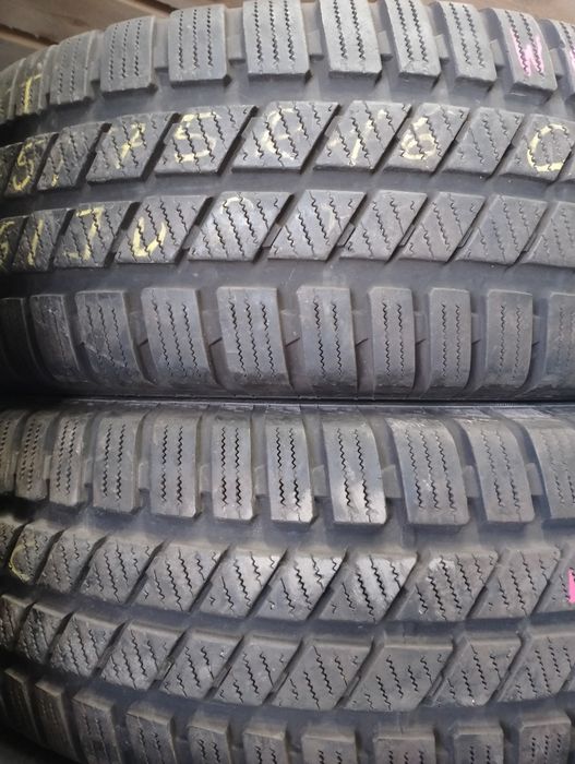 Продам зимние шины 225/50r17