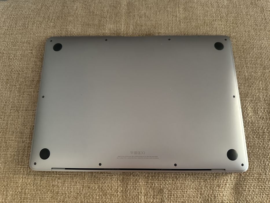 Macbook Air 16Gb