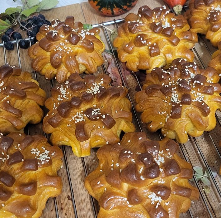 Коровай,шишки,торти (домашній)Київська-обл,Крюківщина,Вишневе