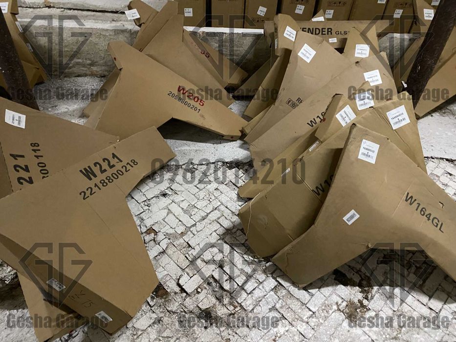 Крила крылья Mercedes мерседес W164 W205 X164 W166 W212 метал алюміній