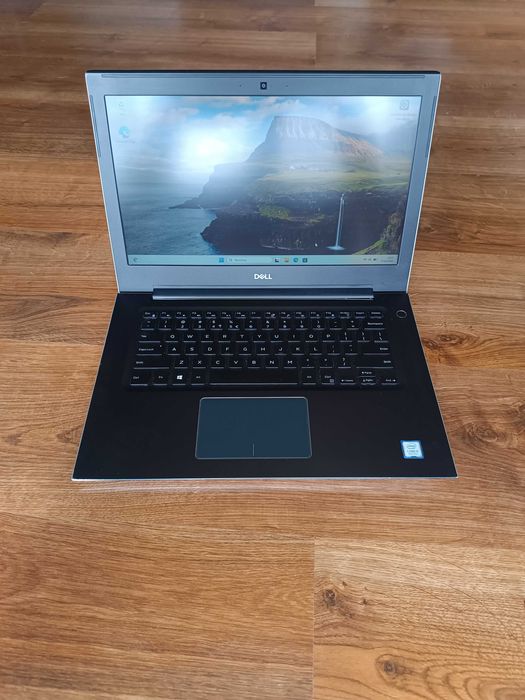 Laptop Dell Vostro 5471, 8GB RAM, dysk SSD, Windows 11, nowa bateria