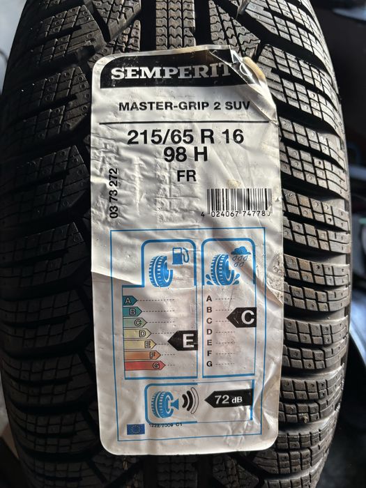 Nowe/ demo opony zimowe 215/65 R16 Semperit