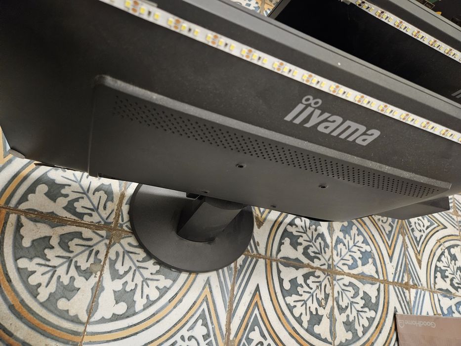 Monitory iiyama Prolite X2483HSU-B1 24cal