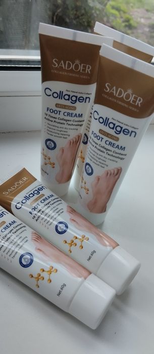 Живильний крем для ніг Sadoer Collagen  anti  aging 60 г