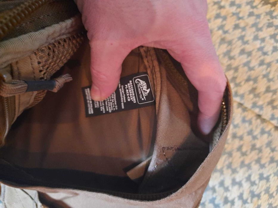 AIRSOFT - HELIKON chestrig + RACCOON Mk2® Backpack e extras