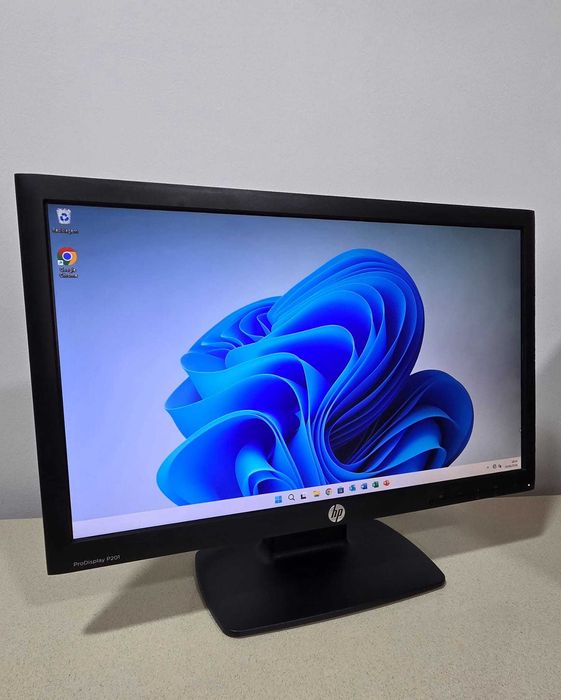 Computador Core i5 com monitor HP Pro de 20 polegadas