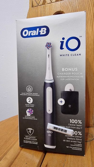 Nietrafiony  prezent Szczoteczka IO