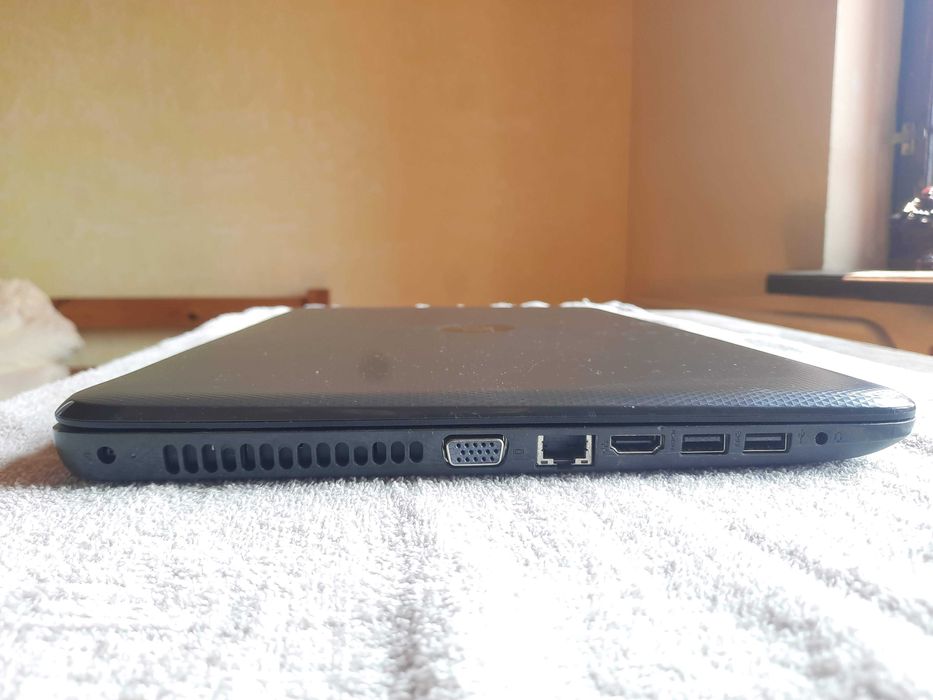 HP 250 G4 SSD 240GB 4GB RAM Ноутбук для учебы и работы плюс Мышь