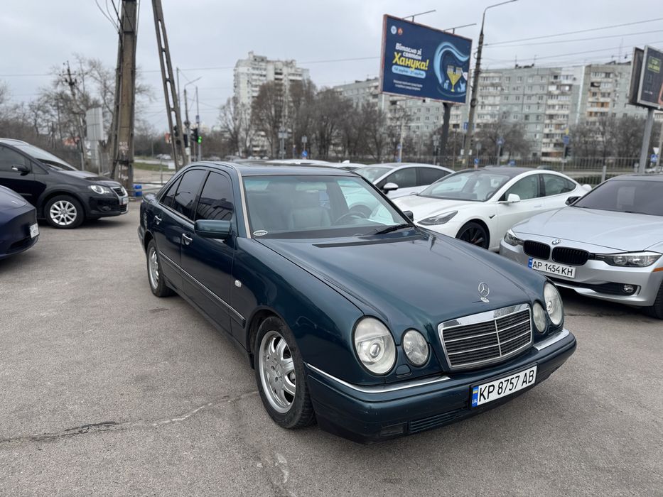 Продам Mercedes Benz