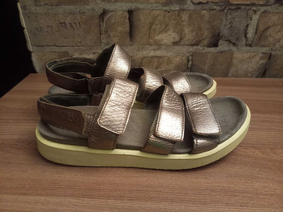 Сандалии.босоножки  ecco flowtразмер 39.