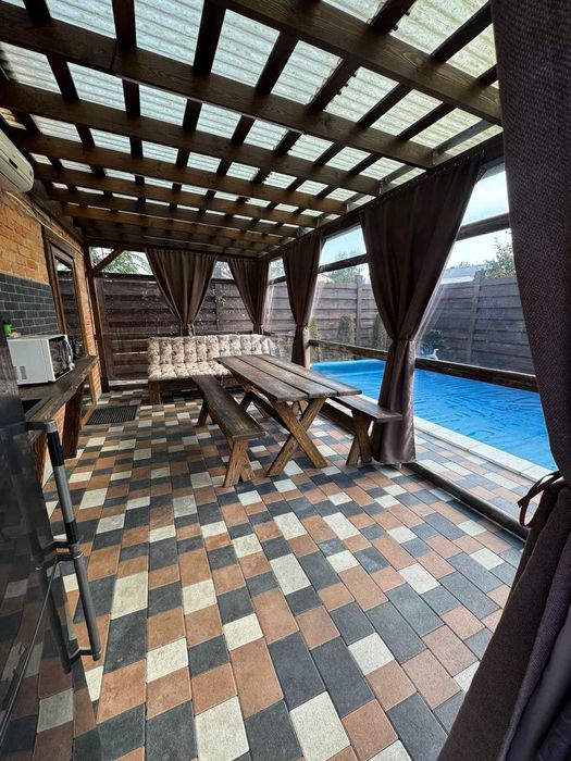 Аренда  дома, бассейн с подогревом, закрытая беседка, баня на дровах