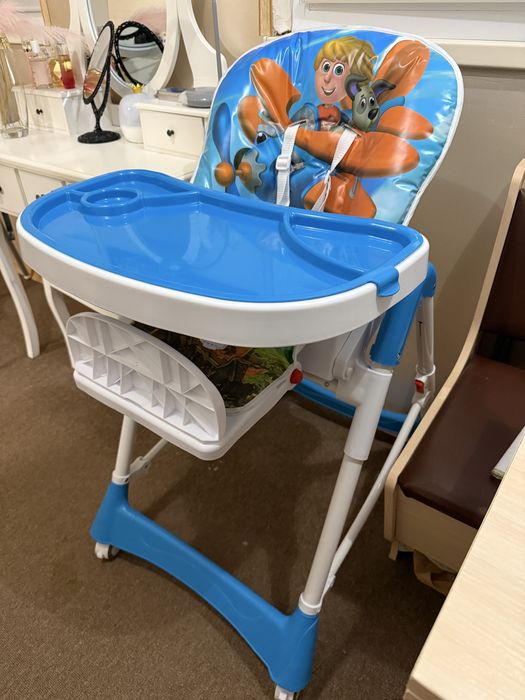 Стілець для годування