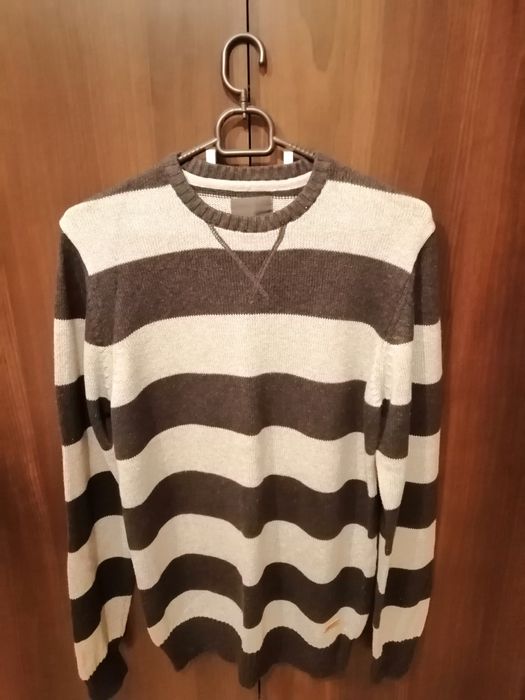 Sweter młodzieżowy