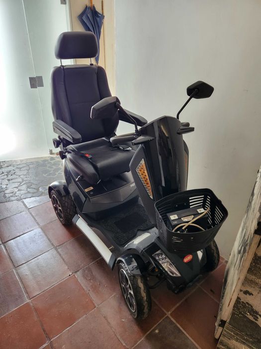 Scooter de mobilidade Pantera (Stannah) com 2 baterias novas
