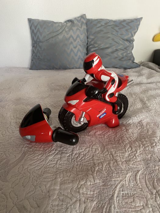 Ducati Moto com guiador Chicco