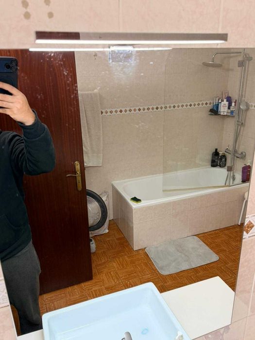 Espelho quadradro com luz