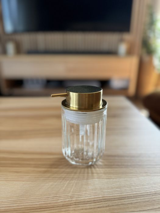 Dozownik mydła / Kubek na szczoteczki / Ikea