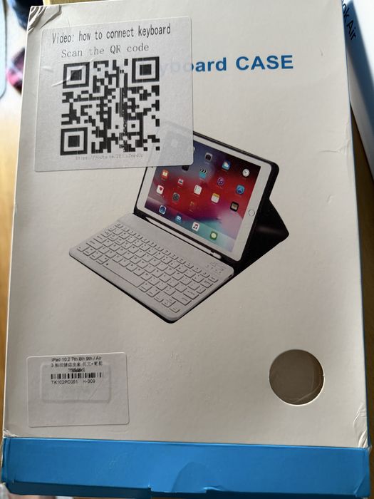 Capa e teclado para IPad 9