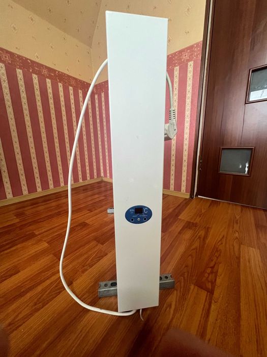 Срочно! Електро-Батарея з ніжками