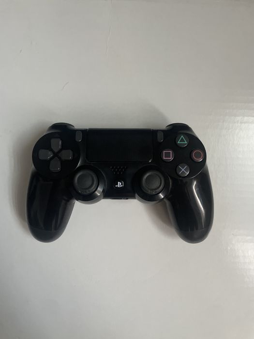 Пс 4 слим на 500гб і з Fifa19